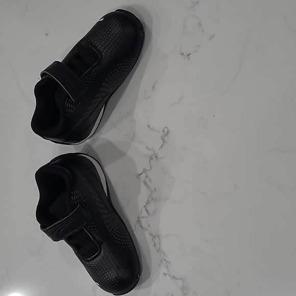 Baby Puma Ferrari shoes size 5C - Picture 5 of 9